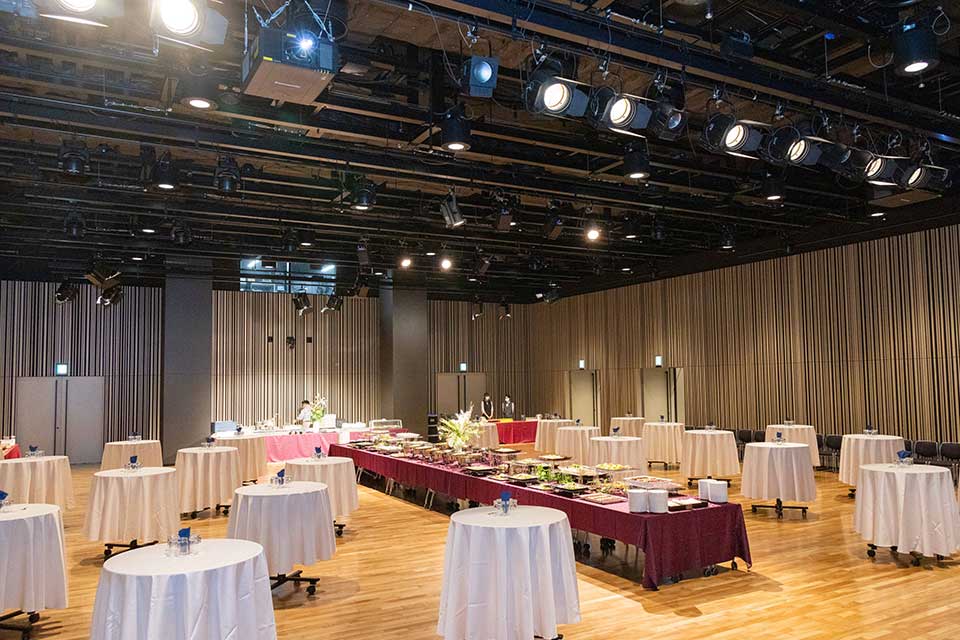社内キックオフ後の懇談会