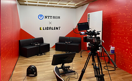 ステージ上手・下手 選手控室